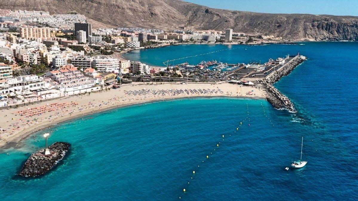Apartment Tenerifeopenhome Bright Penthouse On The Cristianos